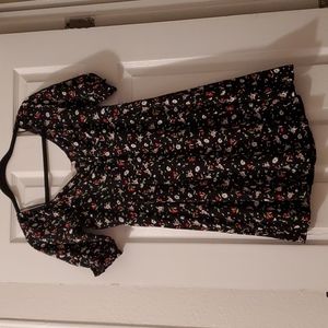 Dress,  size  L flowers